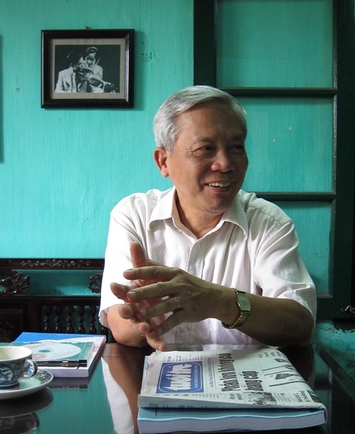  Nhà thơ Nguyễn Khoa Điềm: 